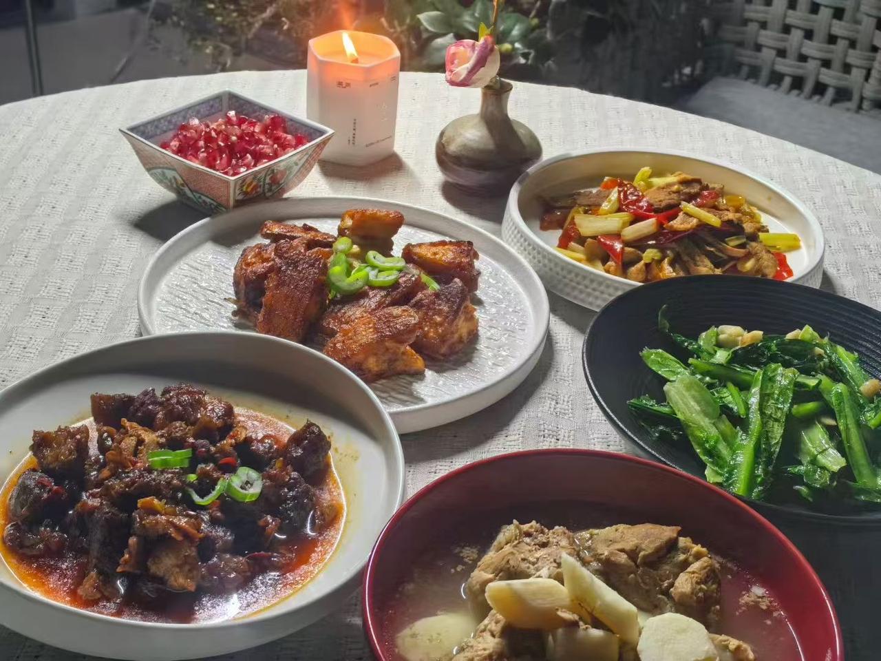 我想偷偷的问一下有儿子的家庭，假如我女儿嫁给你儿子，成了你家的儿媳妇，那逢年过节