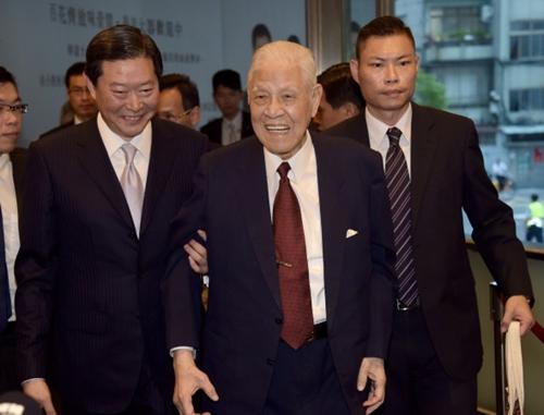 有人说李登辉亲日这么明显，为啥还能得到蒋经国的信任？说真的，大家别被宣传误导了，