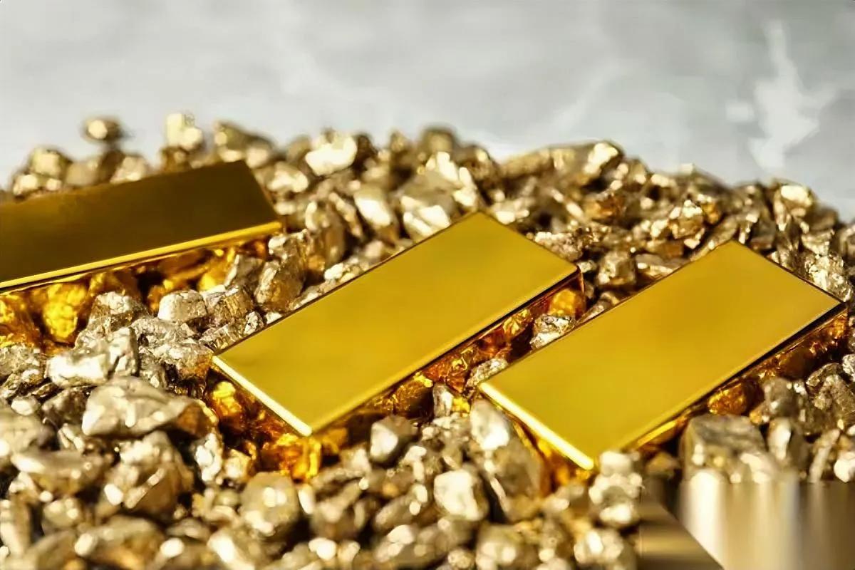 黄金这玩意儿真有意思——根本用不完，为啥各国还抢着挖、抢着买？其实黄