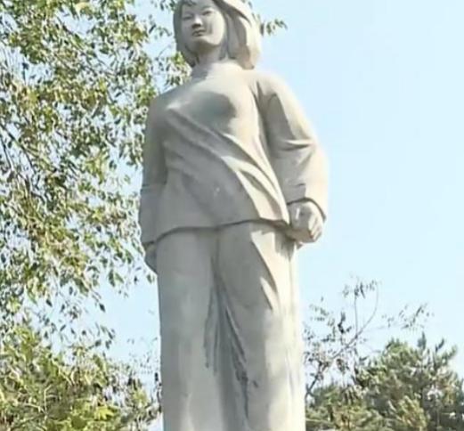 1943年，23岁的山西“铁娘子”被日军刨腹挖心，惨叫持续了整整一夜。后来，当地