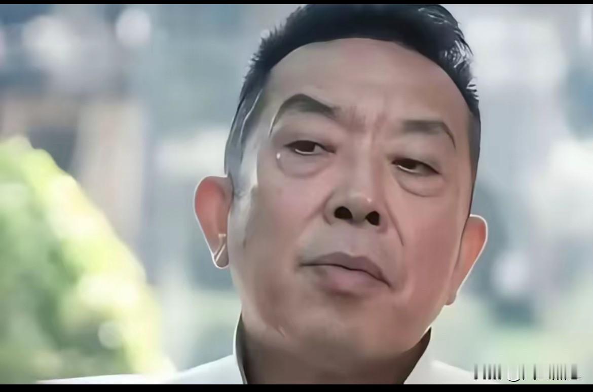 贾老板，您就别再开口了，在办公室里好好歇一歇吧！企业发展到一定规模，老板的言行