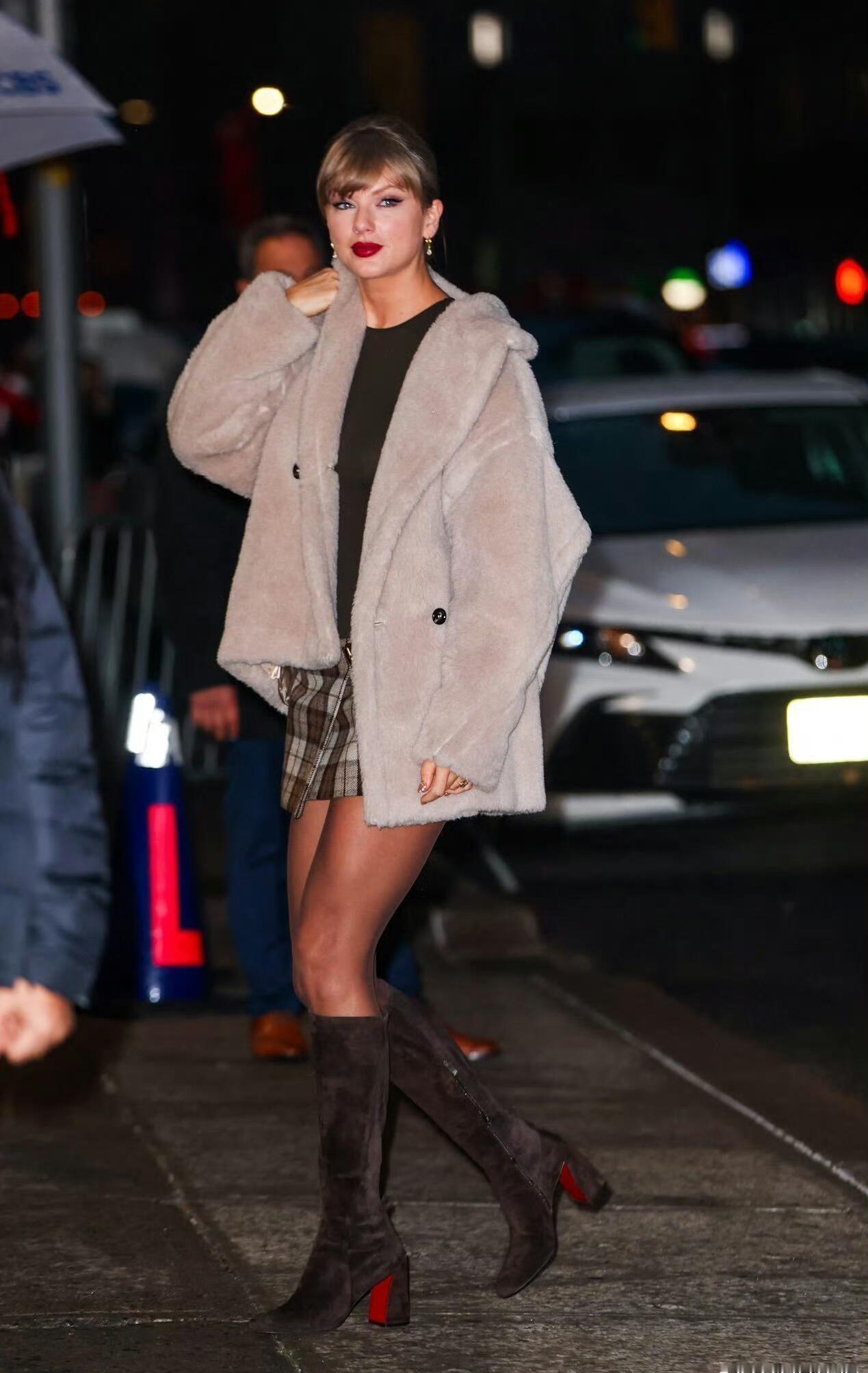 泰勒斯威夫特明星穿搭ootd​​​