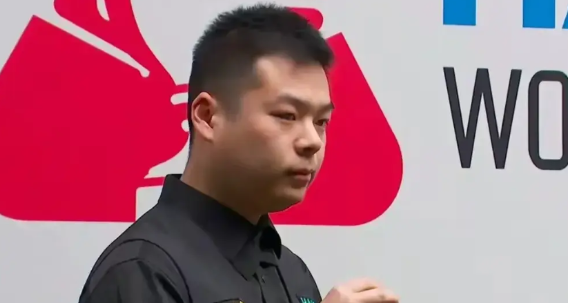 庞俊旭逆转张安达，消极比赛者最终受到惩罚，第一段的比赛拖沓让我大倒胃口，中间我为