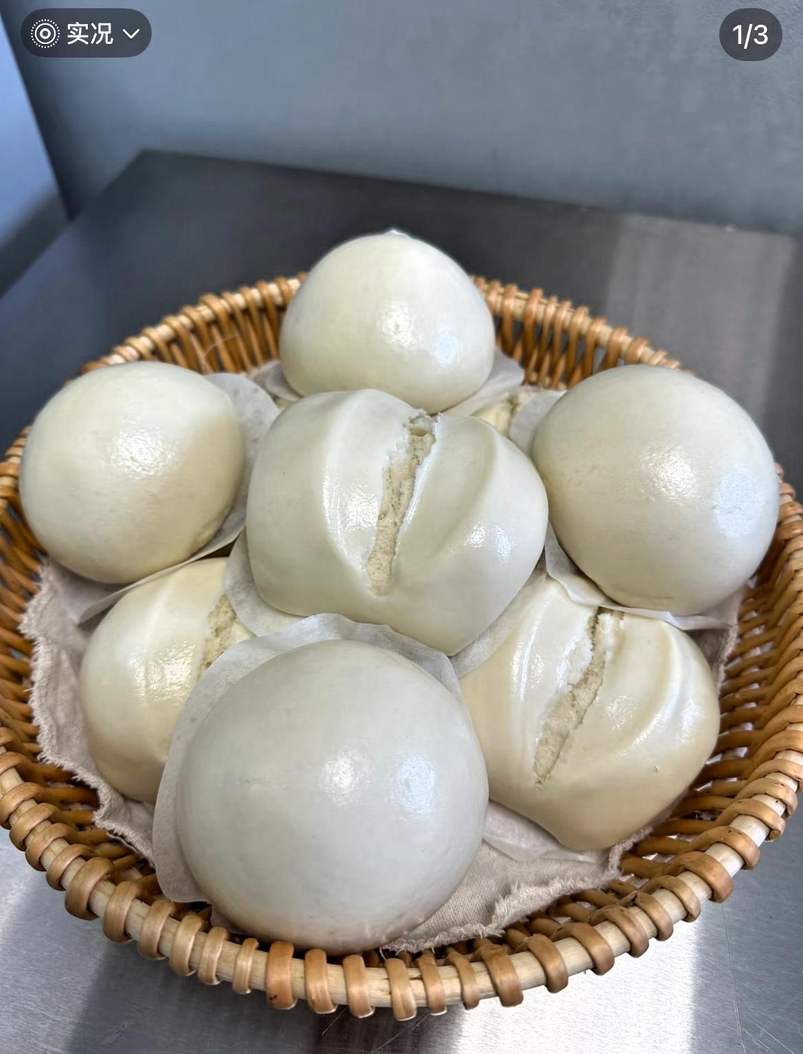 建议大家一定让孩子多吃点馒头​现在的孩子基本不吃馒头，可馒头是好东西啊。你