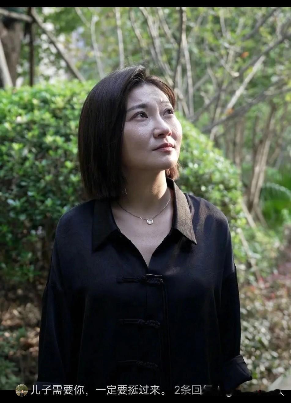 王暖暖凌晨被120抬走：她熬过悬崖生死，却没躲过身体里藏了6年的刀。凌晨两点