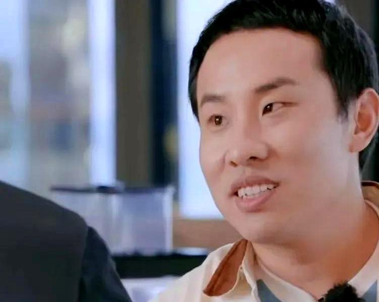 徐志胜被中医一把脉，医生眉头一皱，吐出三个字：尺脉虚。旁边的秦岚追问啥意思，他