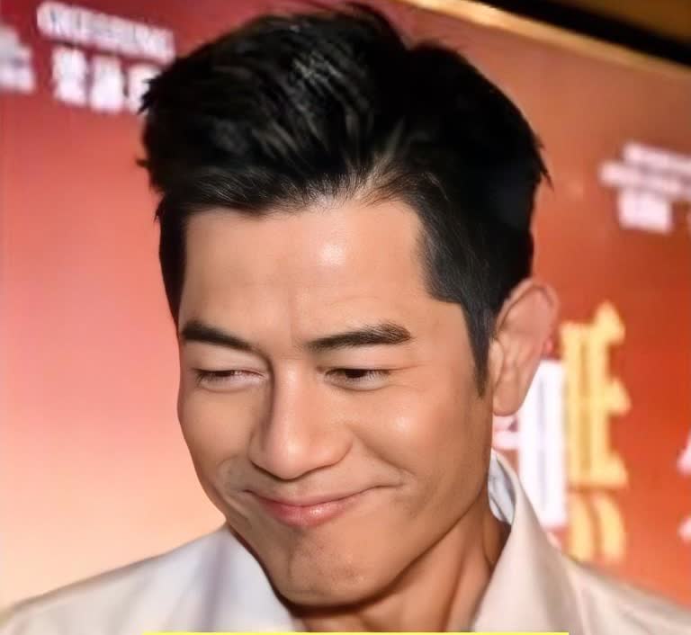 郭富城估计要笑哭了，谁能想到，他59岁被骂老封建拼儿子，老婆方媛居然怀上