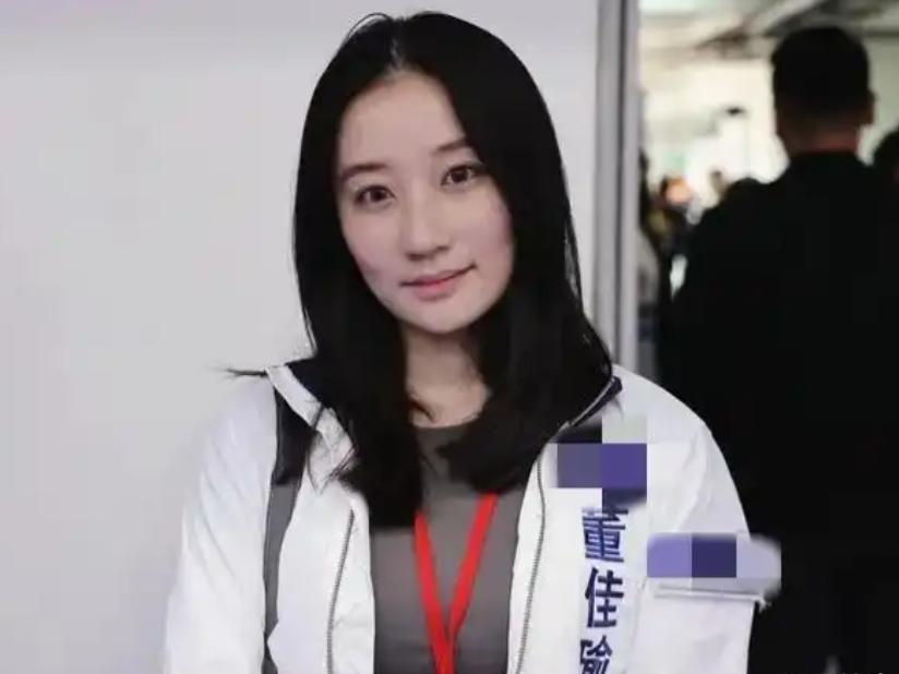 郑丽文率国民党14人代表团访陆，团队里最受关注的莫过于30岁的国际事务部