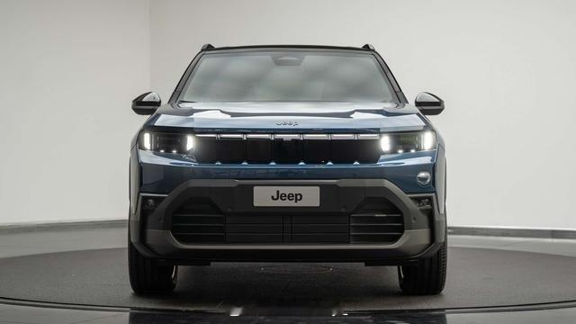 大v聊车Jeep指南者燃油版仅提供前驱，纯电版才有四驱Avenger仅在汽油版