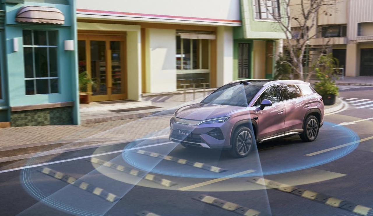 又是一台主流家庭严选闪充车，宋UltraEV正式上市，给大家汇总一下信息：1