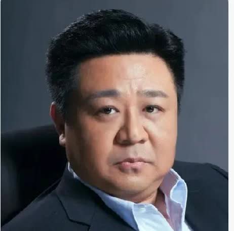 朱媛媛去世，三个男演员最难过。1.梁冠华，戏外两人关系也非常好，朱媛媛去