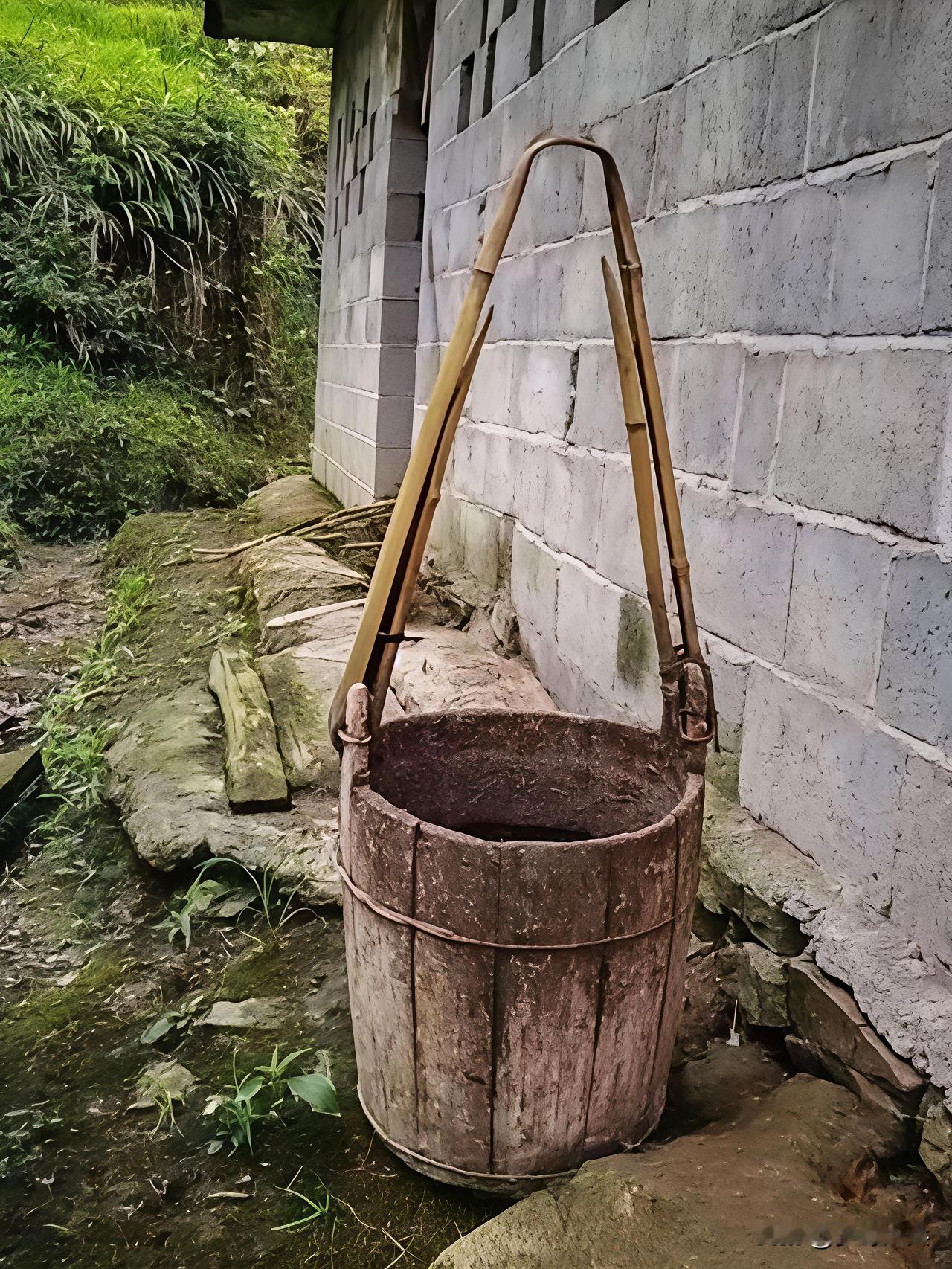 这个老物件有人见过吗？至少有200年历史了，都是老祖宗们用木头打造出来的，能见过
