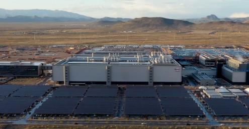 “尴尬了！”特朗普万万想不到，自己绞尽脑汁从中国台湾地区“抢”来台积电，到最后