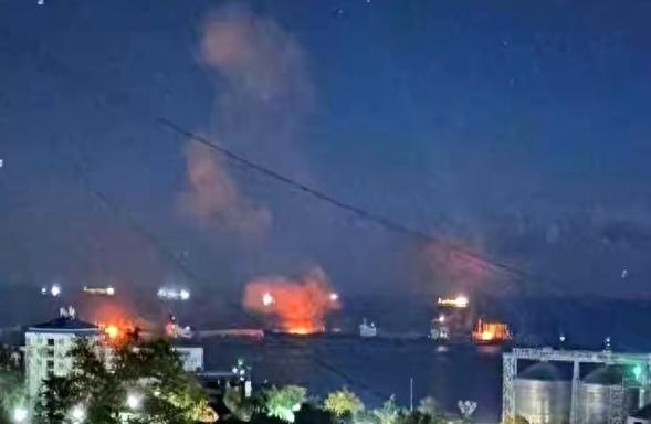 轰炸继续，俄罗斯港口已经基本失去了防空能力，本月3日，乌克兰又对俄罗斯能源设施出