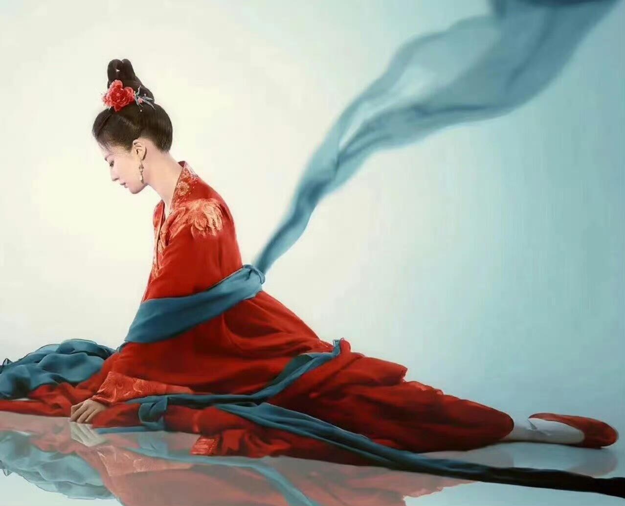 请大家看刘亦菲的功底