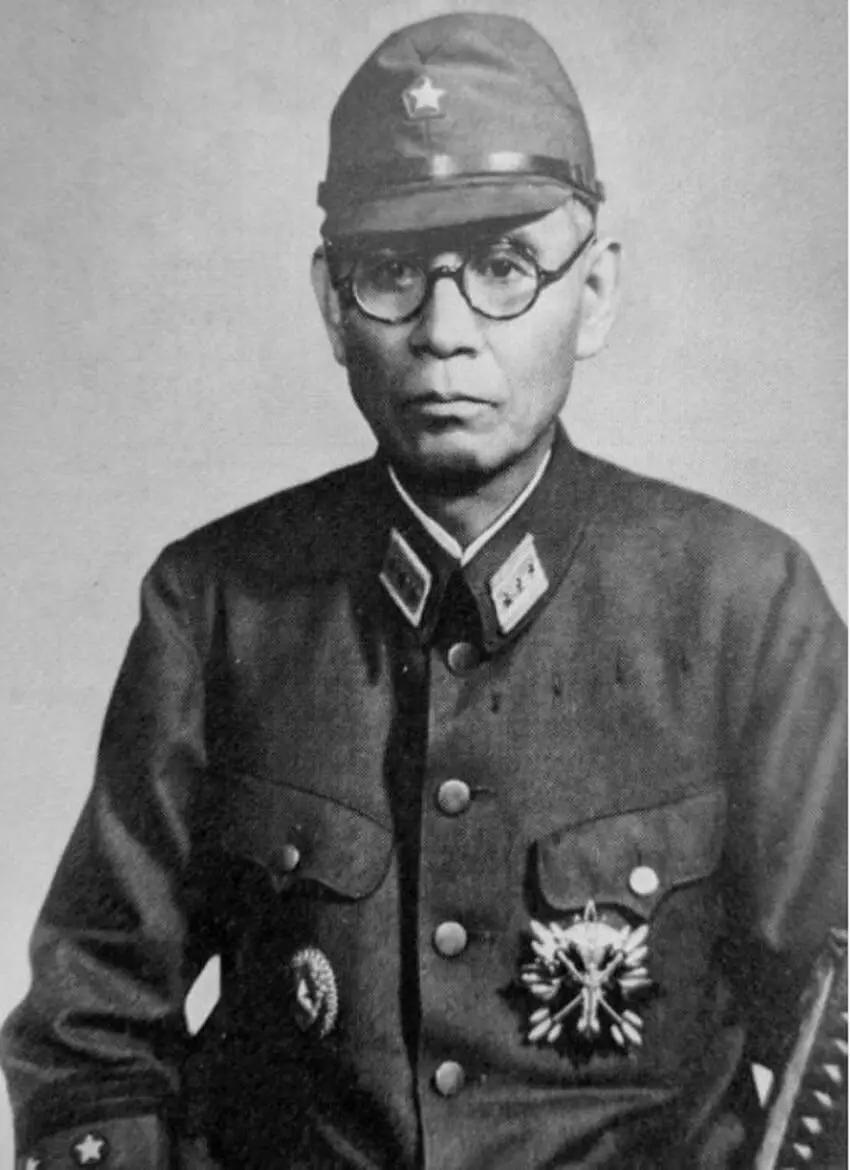 1966年9月的一天，日本东京一处安静的病房里，89岁的冈村宁次闭上了眼睛。这个