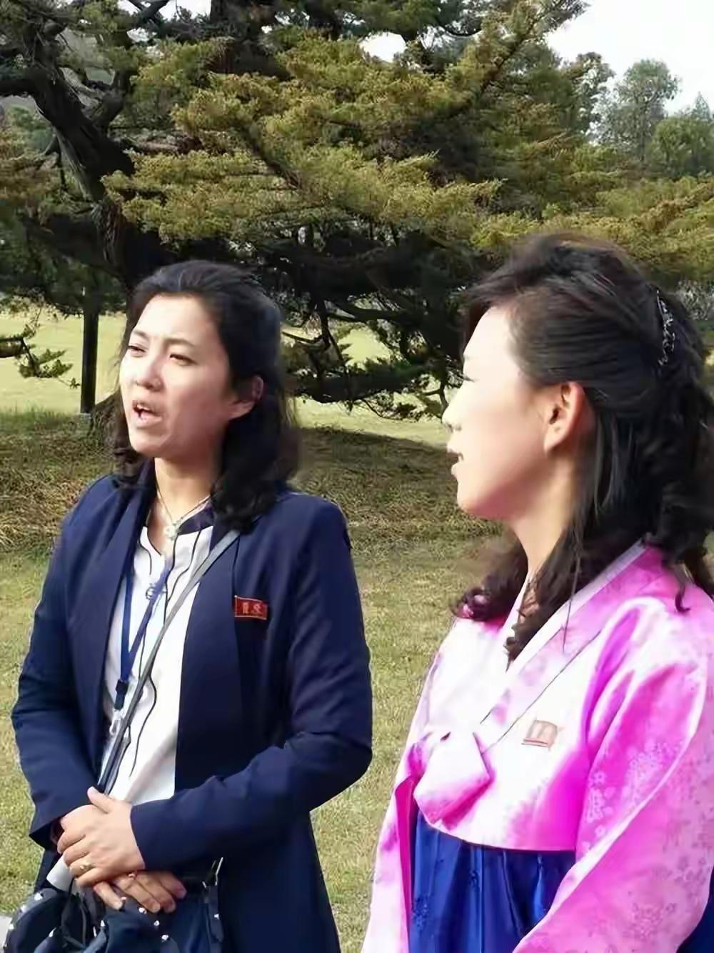 朝鲜人怎么也想不通：这群拎着大包小包的中国邻居，怎么跟课本上学的，完全不一样？