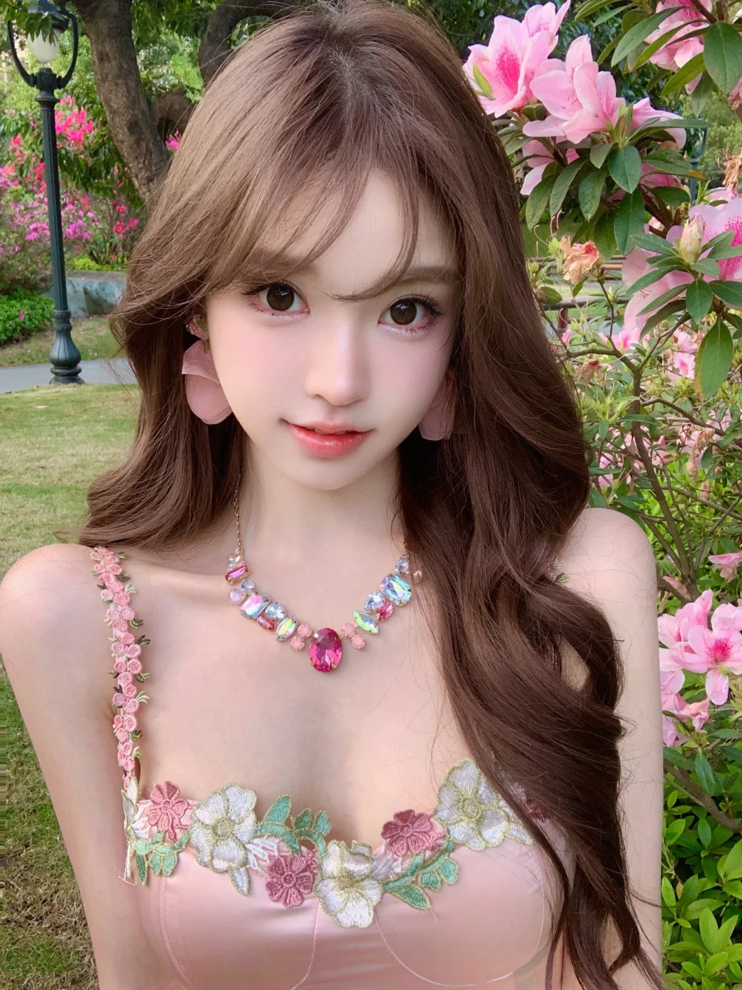 人面与花🌸相映红