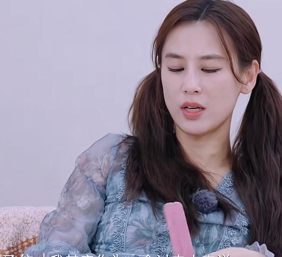 黄圣依程潇为婚前同居吵上热搜！这事儿真有这么大争议？6月10日节目里，程潇说“不