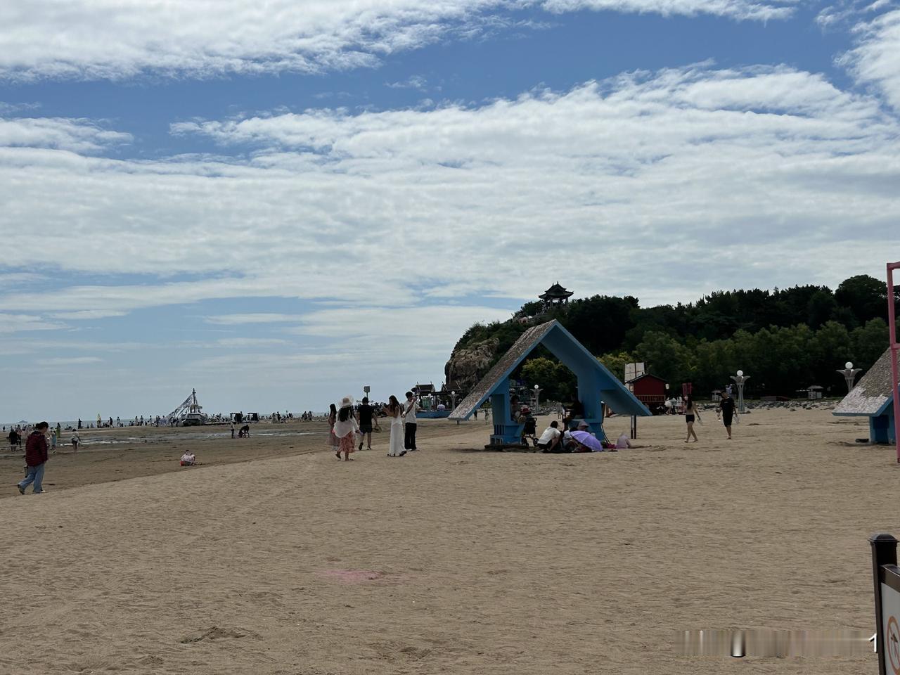 柴米油盐酱醋茶，这些不该涨价。柴米油盐酱醋茶，哪一样不是老百姓的日常刚需？开