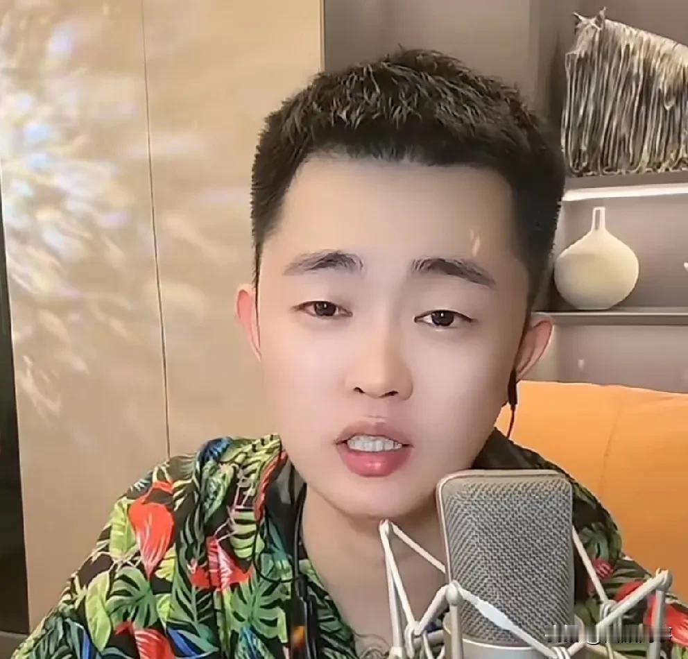 巴扎黑自曝出狱时借钱被拒，杭州办活动只为能站稳脚跟助力“小冠军”崛起！