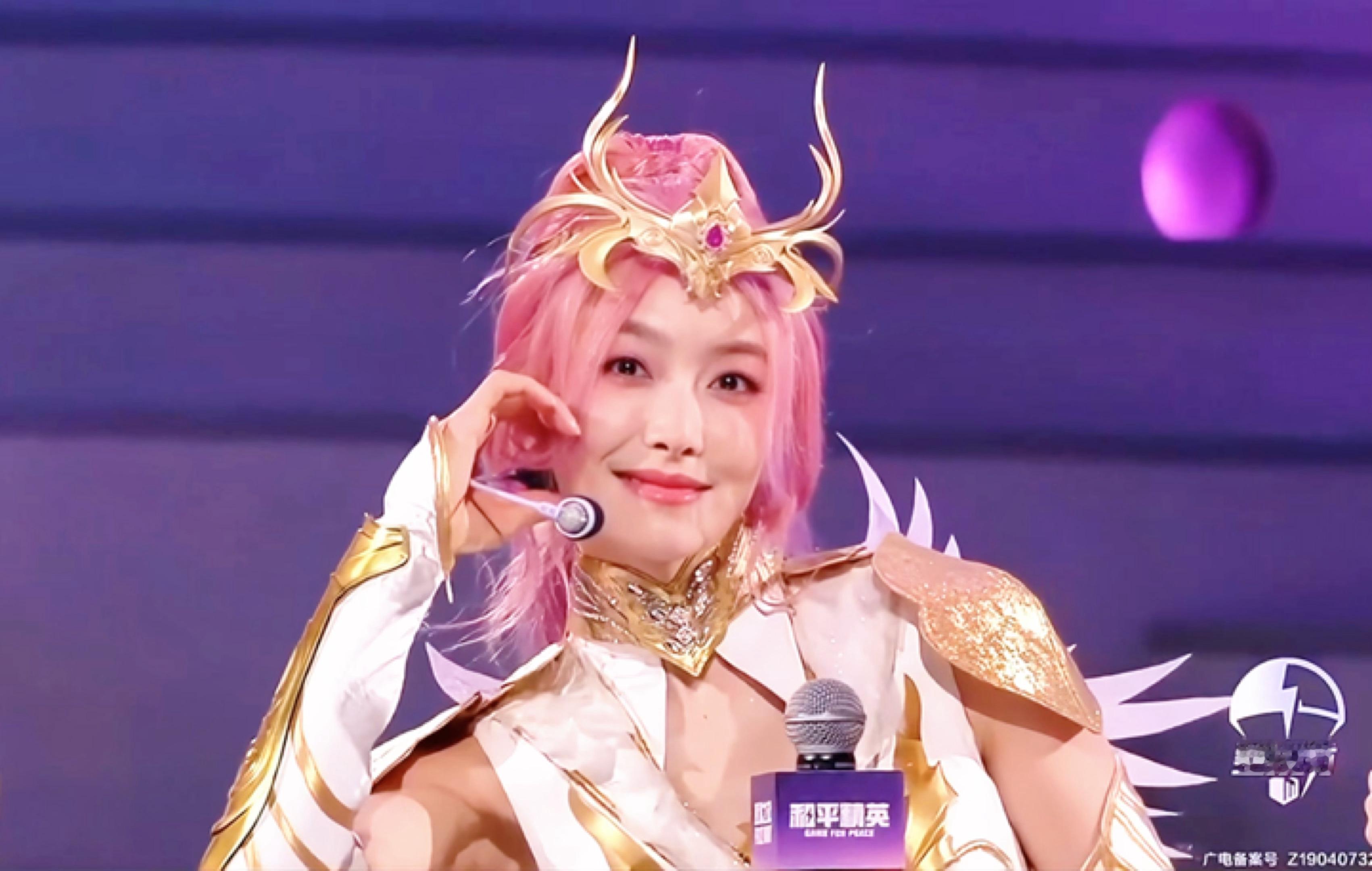 宋茜圣堂之誓高空威亚走秀此女就是如此貌美，就要怼脸这次还用上了