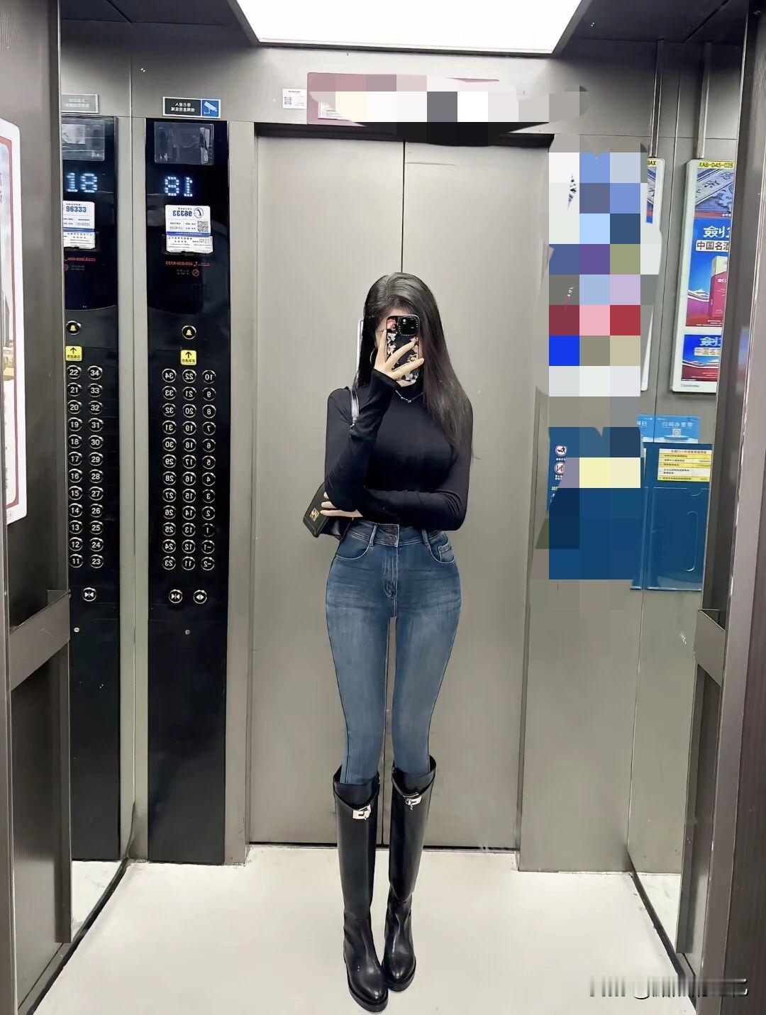 都给我锁死！牛仔裤扎进长靴＝显腿杀王牌，帅到让人自动让路！[比心][比心][比心