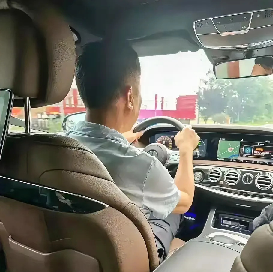 开车有40不要，信不信由你​1、不要挂佛像2. 座椅别调太躺，难操控3.不要
