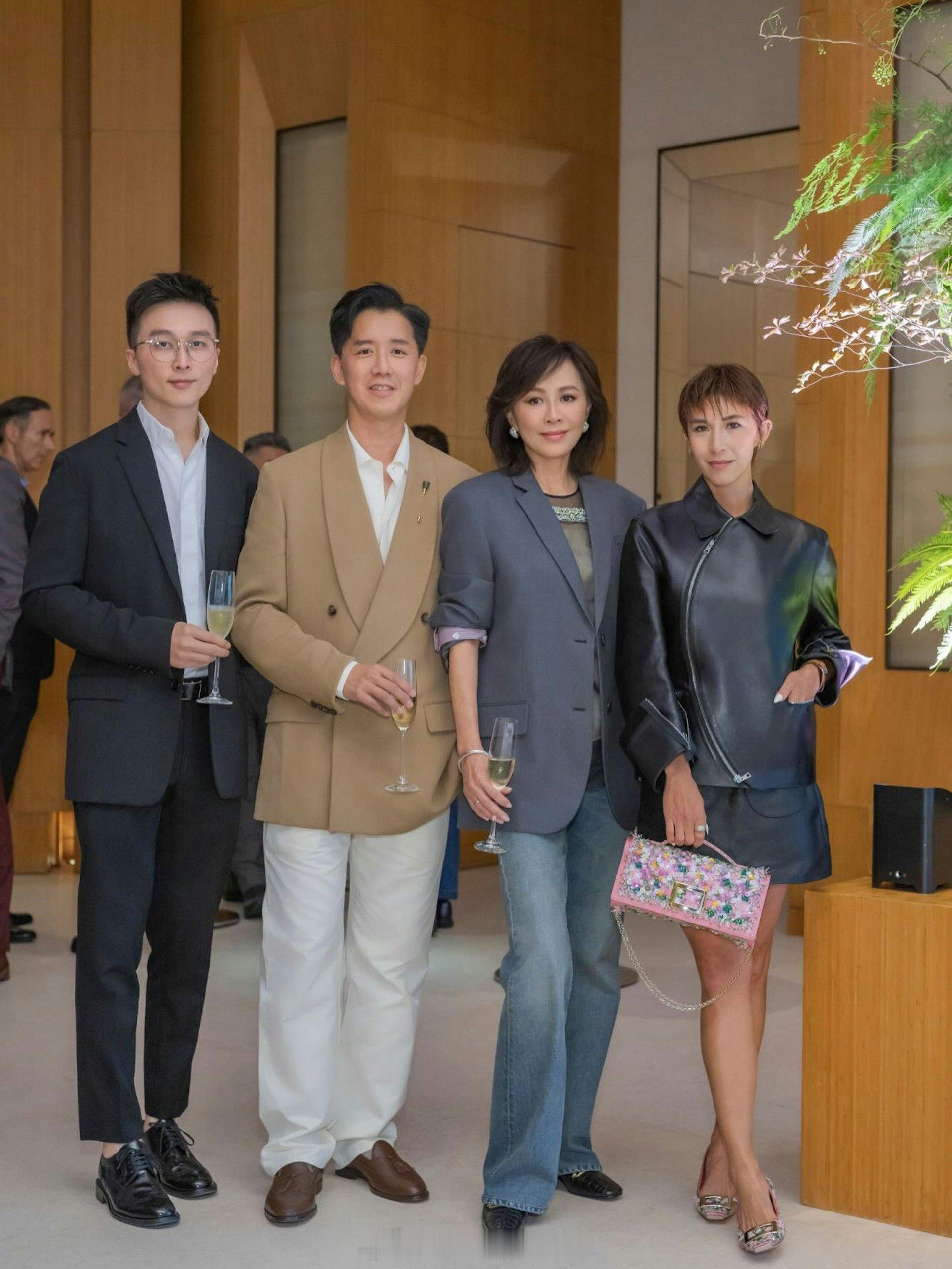 刘嘉玲带建筑师侄子出席百亿豪门酒会，庆贺已故赌王傅老榕之孙傅厚民现年60岁的影后