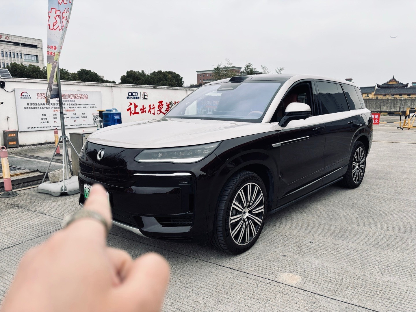 再开一天N9，依依不舍也要告别，越来越喜欢，初见真无感，哈哈哈哈哈哈哈哈