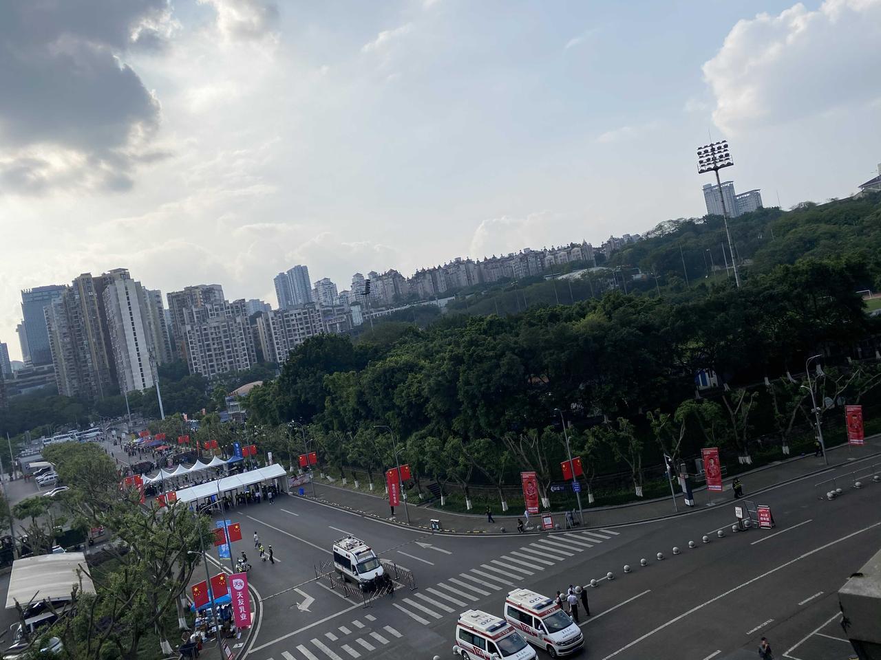 狠狠地被志愿者上了一课！志愿者3个字，颠覆我的三观，原来这些人只为了商机而来。