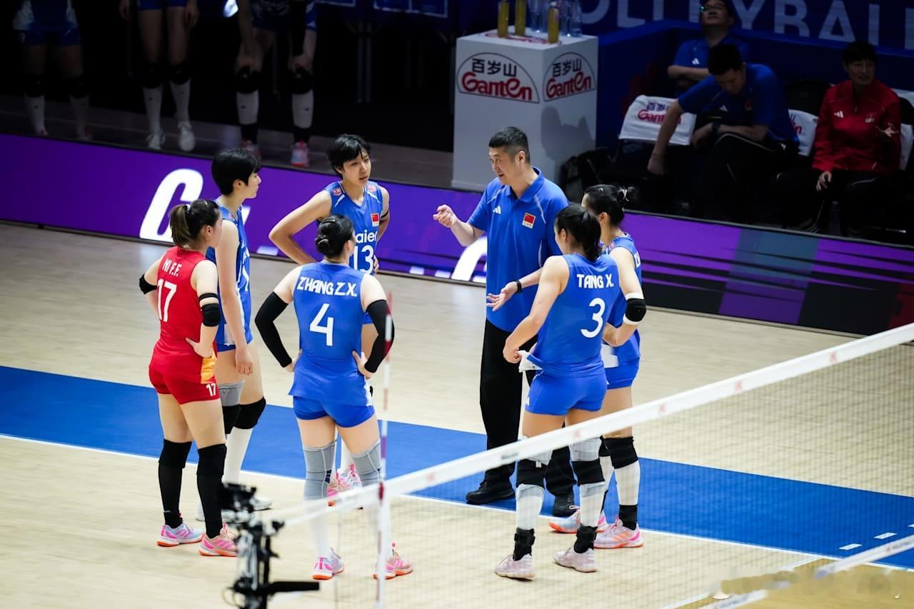 唐欣不错，挽救一个赛点中国女排vs捷克女排2026世界女排联赛