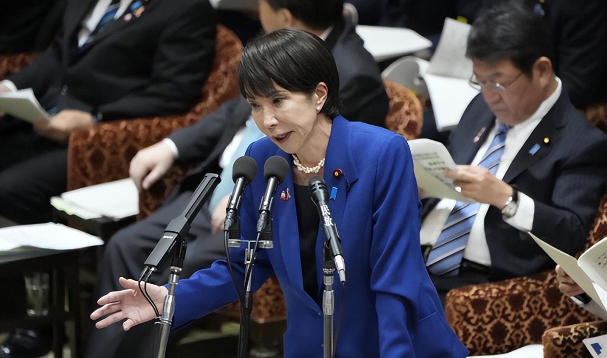 日本这是要干什么？9万亿砸下去，战场都选好了？高市早苗政府以为这是最后一搏，没想