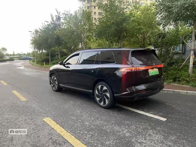 高性价比大六座插电混动SUV选择推荐:1.30万级标杆:领克900大六座2.