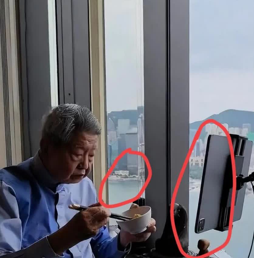 直到蔡澜离世，才发现，他之所以那么优秀，能每个月花50万养老，也是由