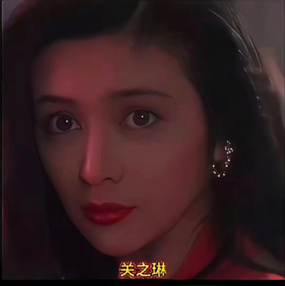 按照你的审美标准来看，她们三人谁最美？