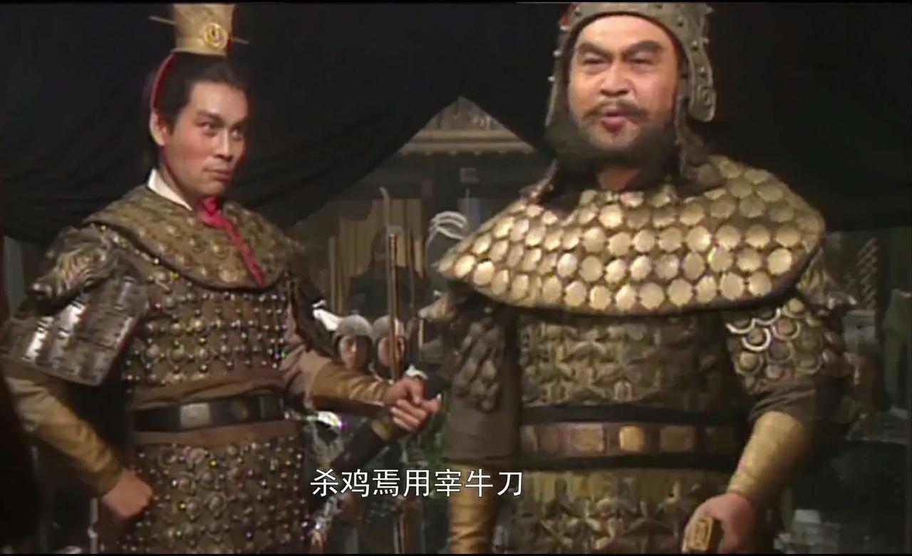 罗贯中一把抓住陈寿，一把抓住华雄，质问道，华雄，你到底是被谁杀的？回答道，劳资都