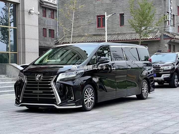 加长埃尔法~~~这玩意的动态表显够瞧的！！！海阔试车超话