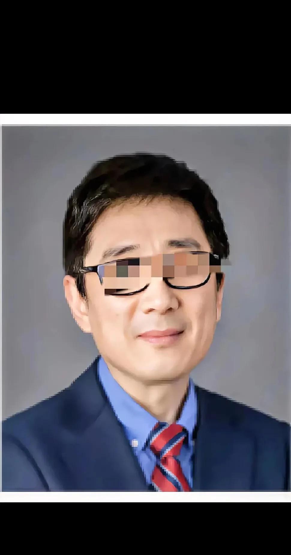 看到上海交大博士生魏某举报导师邵某的消息，真让人惊掉下巴。魏某说邵某攥着权力不放