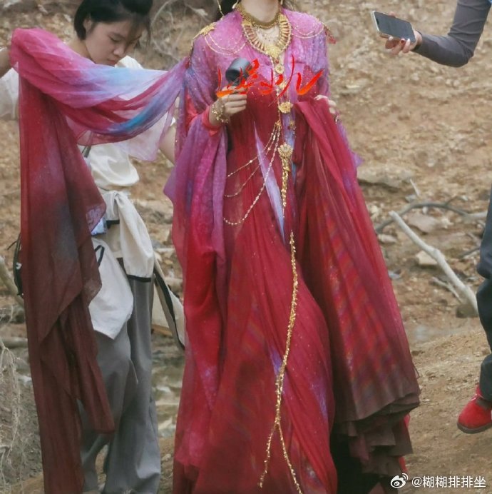 古装剧服装上这种链子到底是谁在喜欢​​​