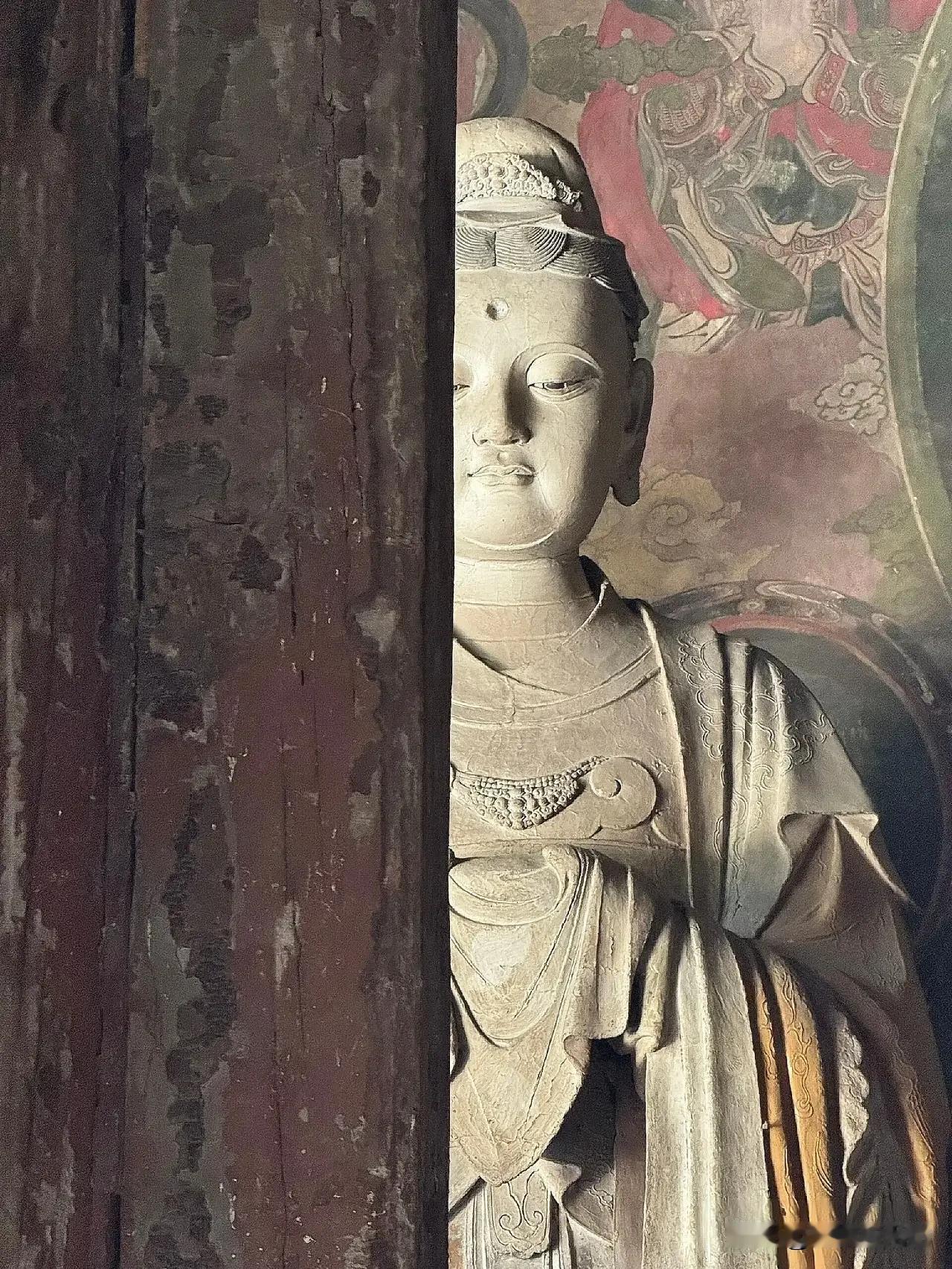 山西这座金代彩塑，被称东方蒙娜丽莎！一眼惊艳八百年谁能想到，在大同善化寺的
