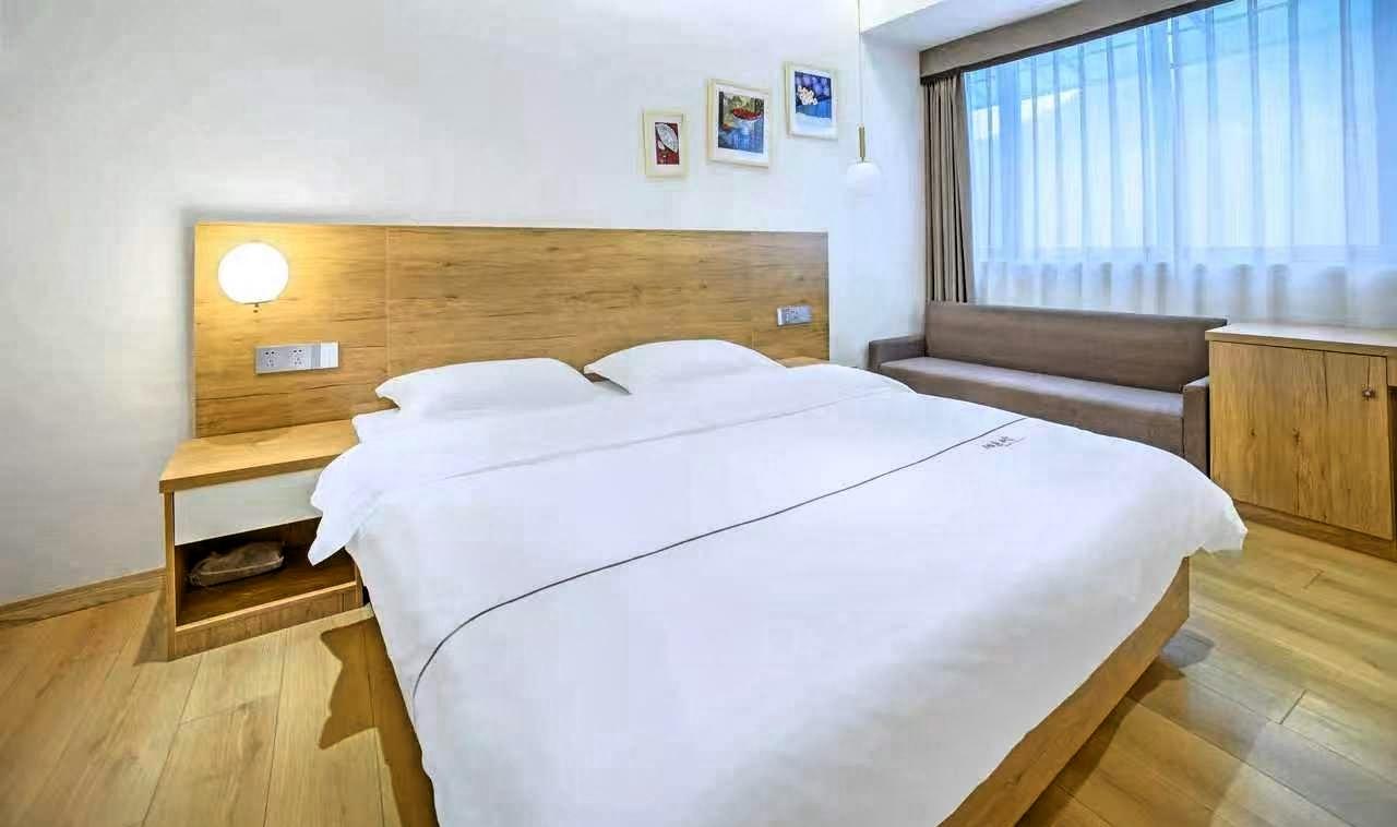 山西大同一董女士，哄骗老公说，自己因工作要出差几天，实则和情人去酒店开了几天房，