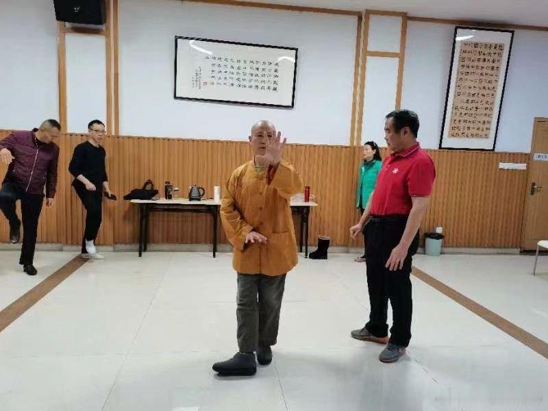 食疗都是智商税？“破相”之言，让我看清了健康的终极秘密本文原作者：经络调能量