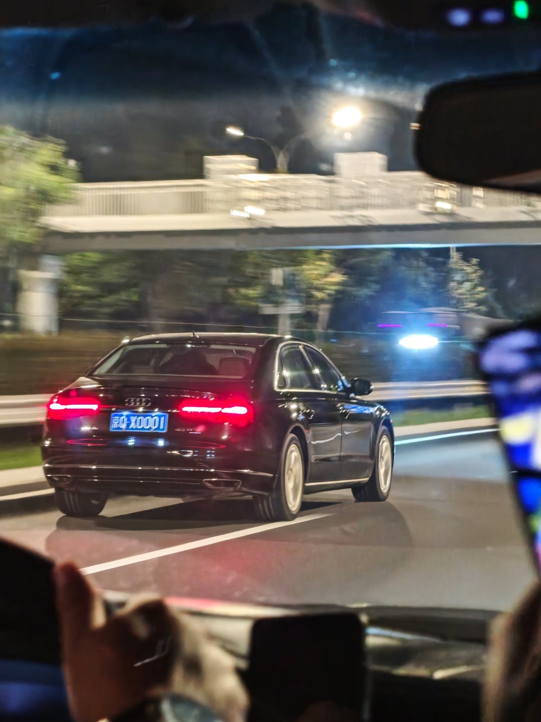 落地北京啦~这个A8大哥的车牌，有排面吗[鼓掌][鼓掌]​​​