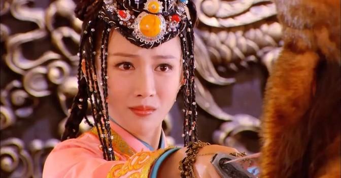 1252年，窝阔台的儿媳海迷失，被拖雷的长子蒙哥下令剥光衣服受审。最终，海迷失被