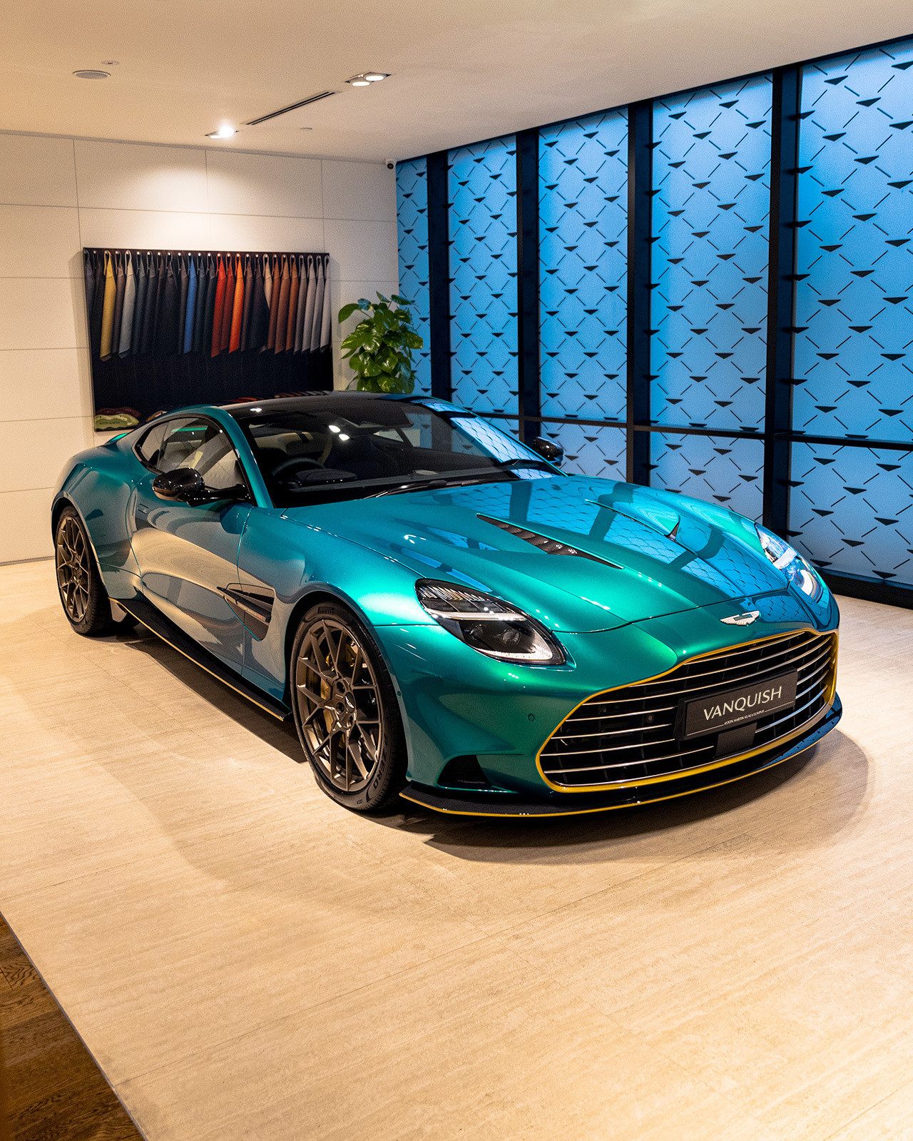 AstonMartinVanquishastonmartin阿斯顿马丁阿斯顿