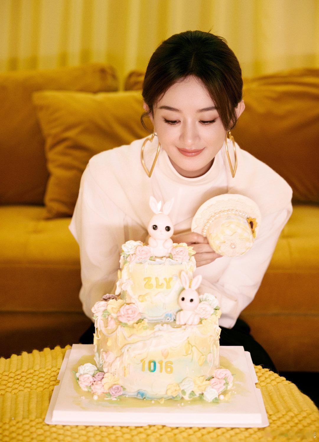 好温柔知性的颖宝🤩38岁生日快乐哟🎂新的一岁要更加爱自己一直都会有很多很