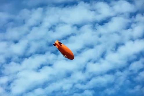 非法闯入我国领空，绝不姑息，果断击落！3月13日，解放军报等官方发布：空军特级飞