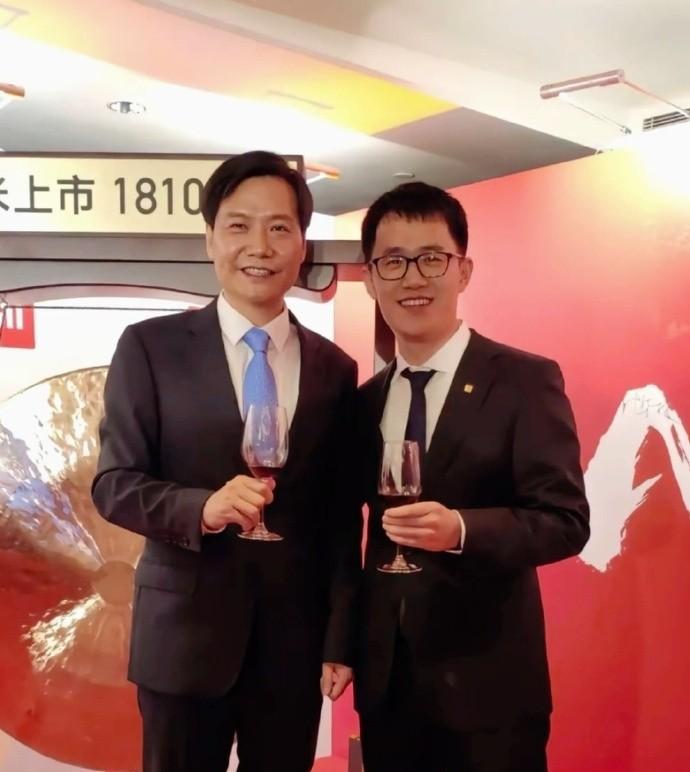 而王腾的这个回应信息量也挺大的，首先就是承认了离职这件事，其次就是他违反了公司的