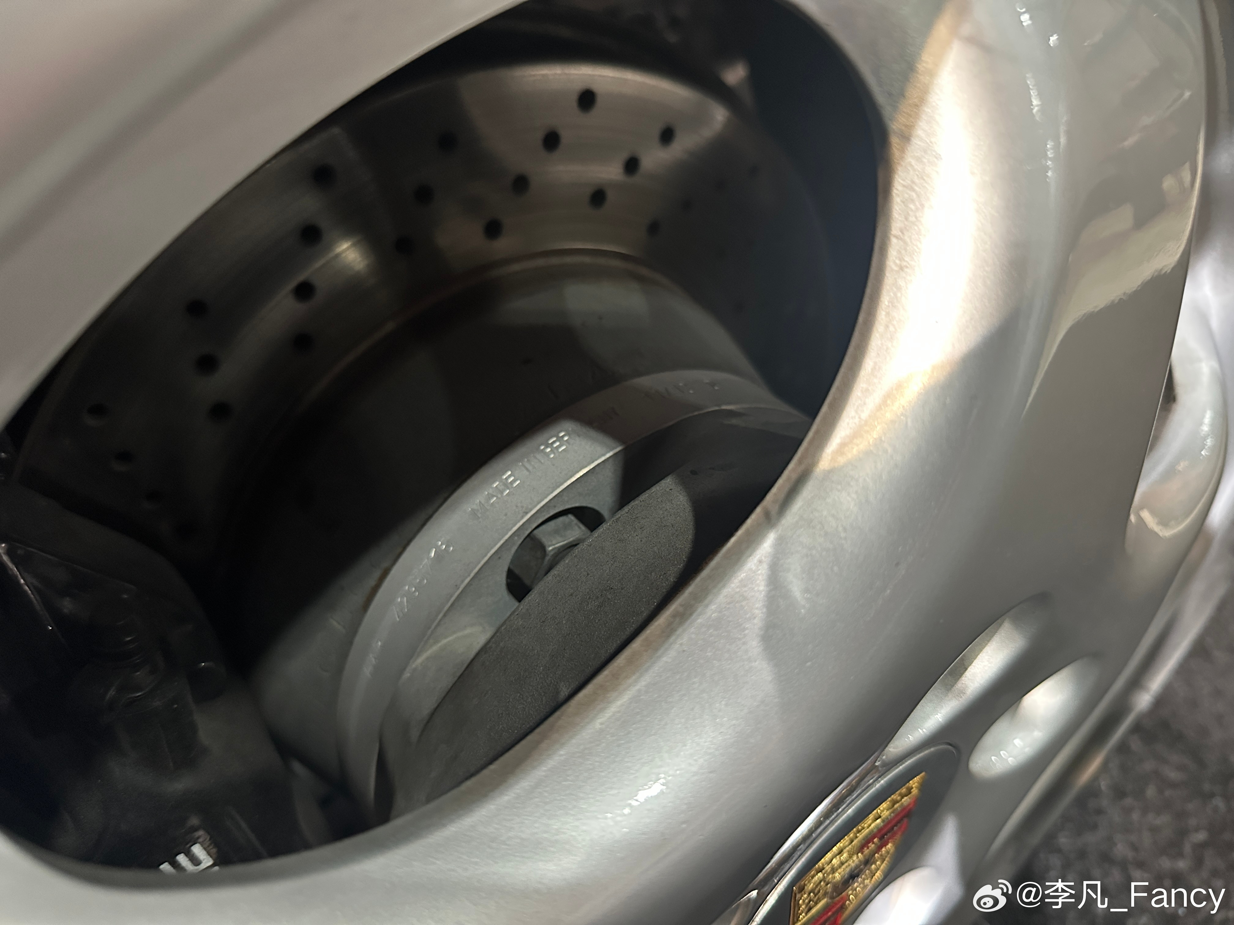 如果原厂轮毂数据不好别忘了HR垫片哈哈哈哈珠海·珠海国际赛车场